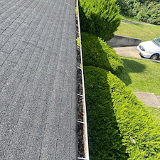Complete-Gutter-Cleaning-in-Richmond-KY 3